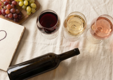 90% Người Mới Chọn Sai Rượu Vang — 5 Phút Để Biết Chai Nào Phù Hợp